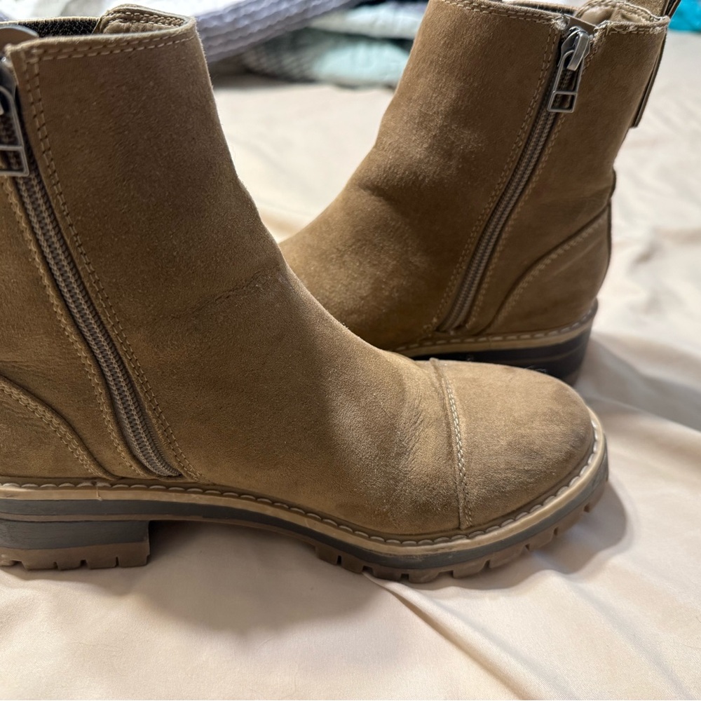 Stylish Tan Suede Ankle Boots